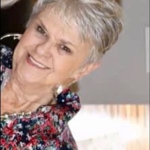 Meet your Posher, Paulette